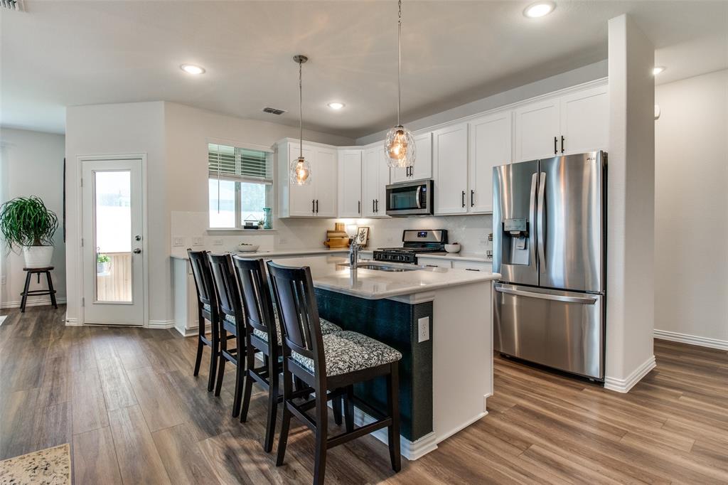 ANNA CROSSING - Residential