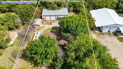 2730 Maverick Lane Aubrey TX 76227