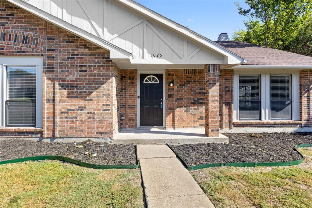 1025 Opal Drive