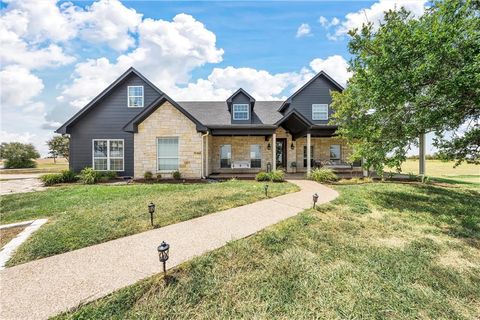 2045 Iron Bridge Road Lorena TX 76655