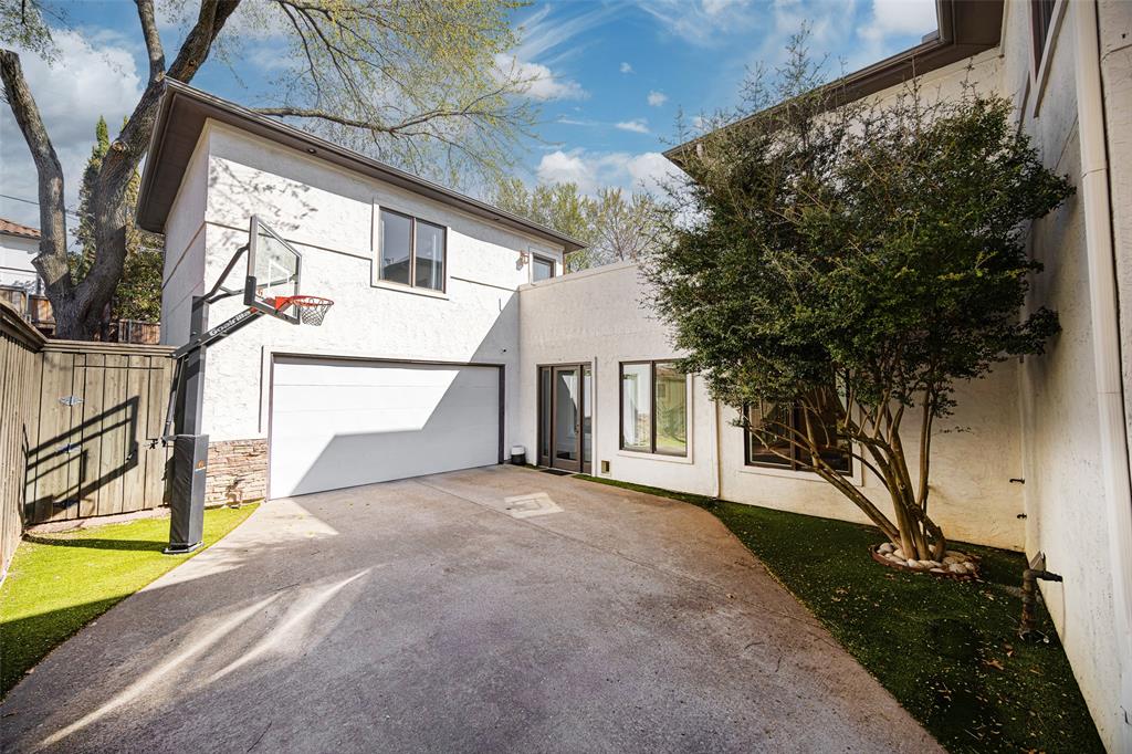 Lakeway - Residential