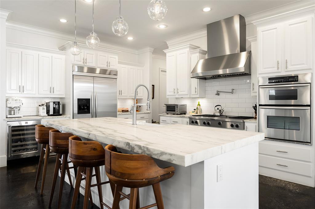 Lakeway - Residential