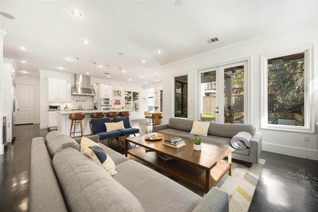 Lakeway - Residential