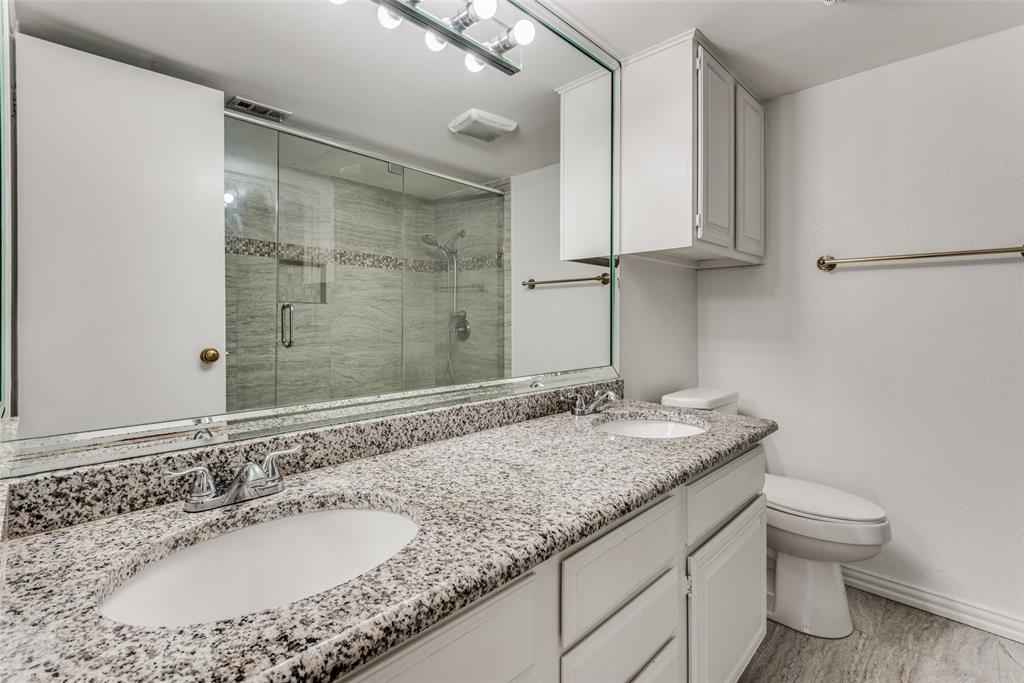 Lakeshore Condo - Residential