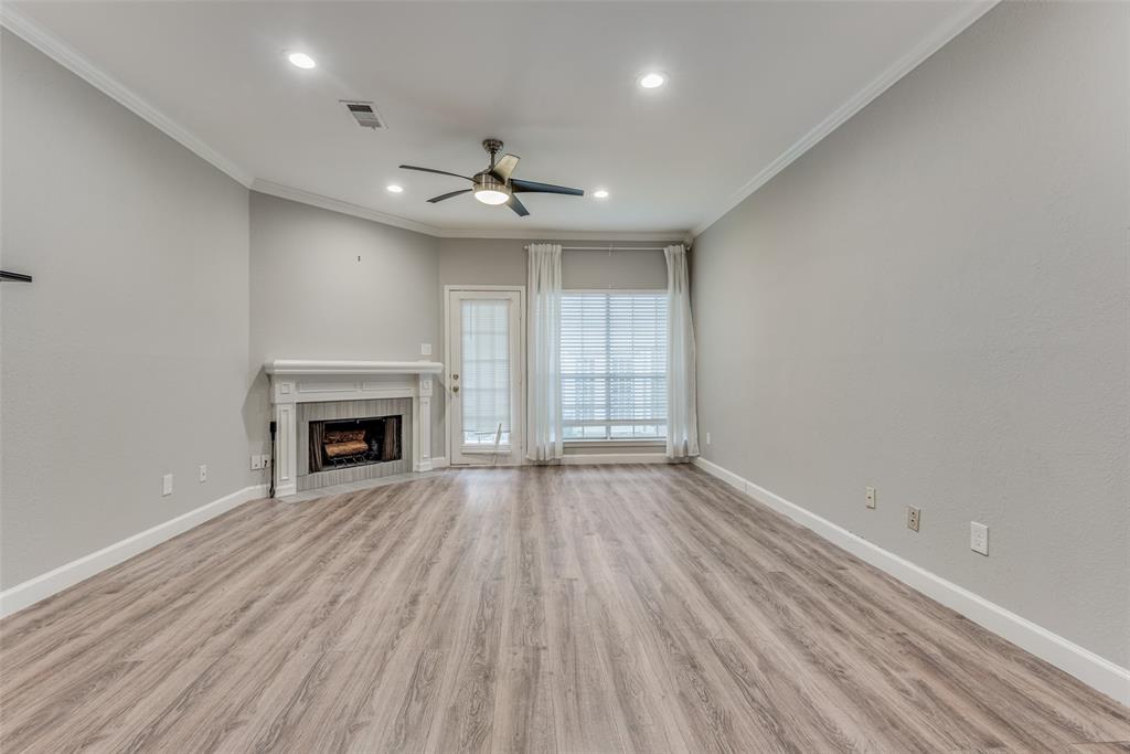 Lakeshore Condo - Residential