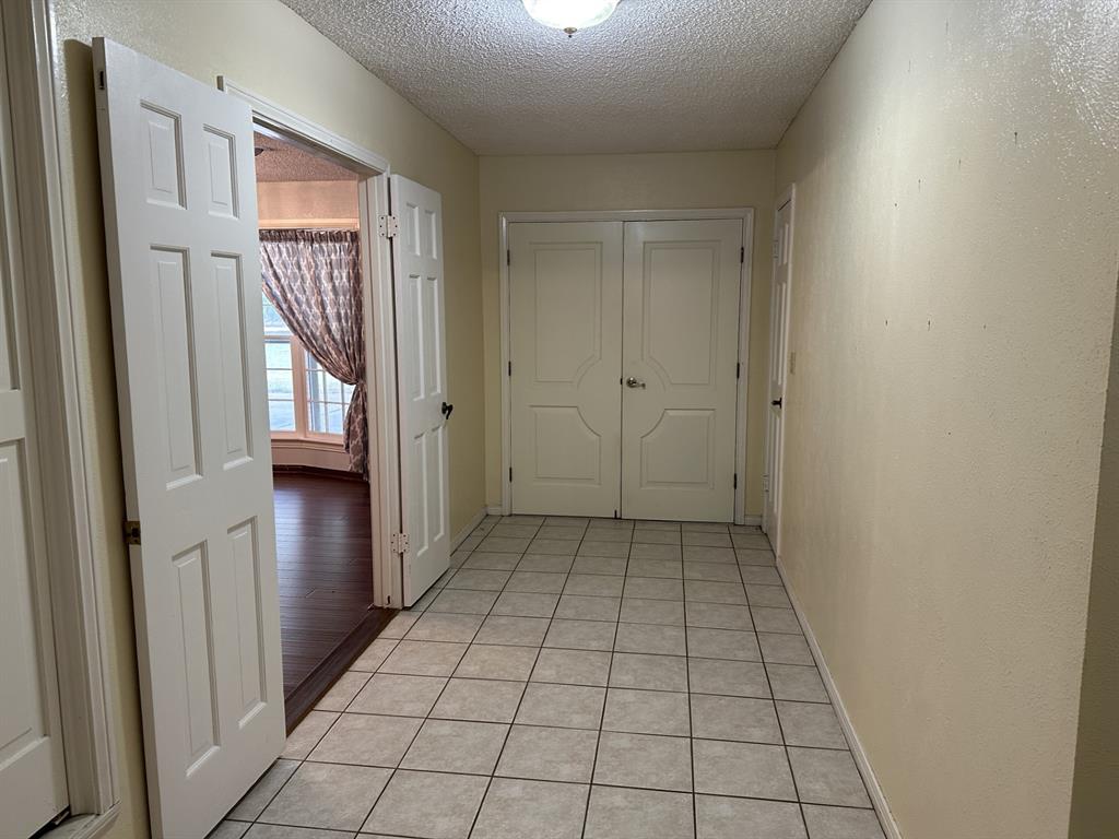 Hill County School Sub - Residential