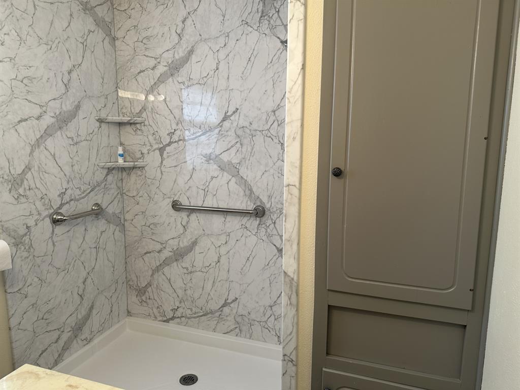 Hill County School Sub - Residential