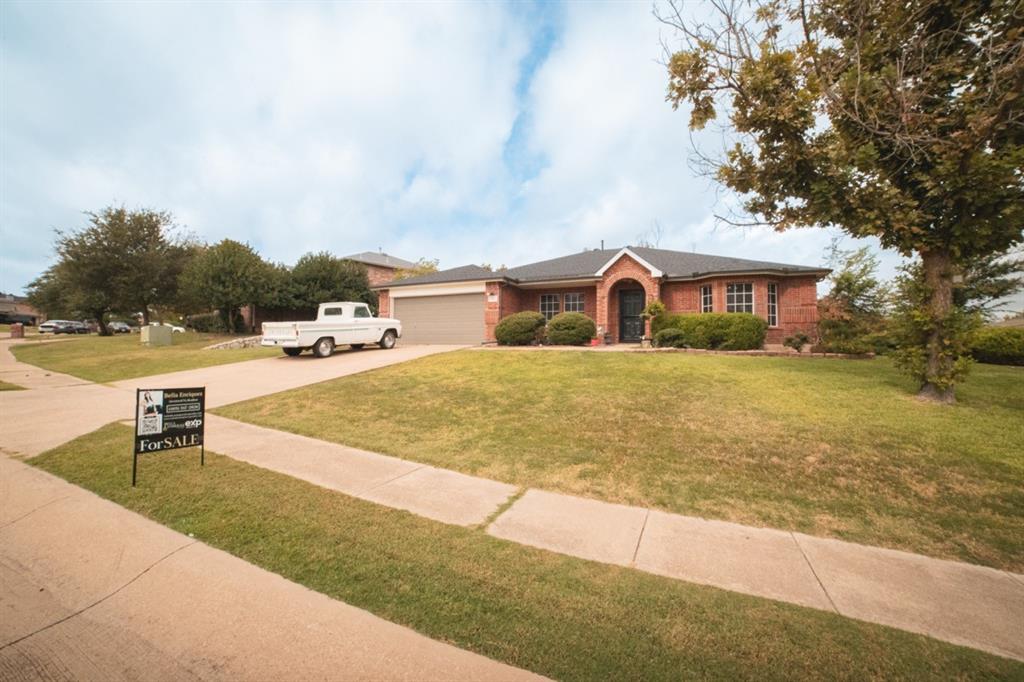 1213 Hampton Drive