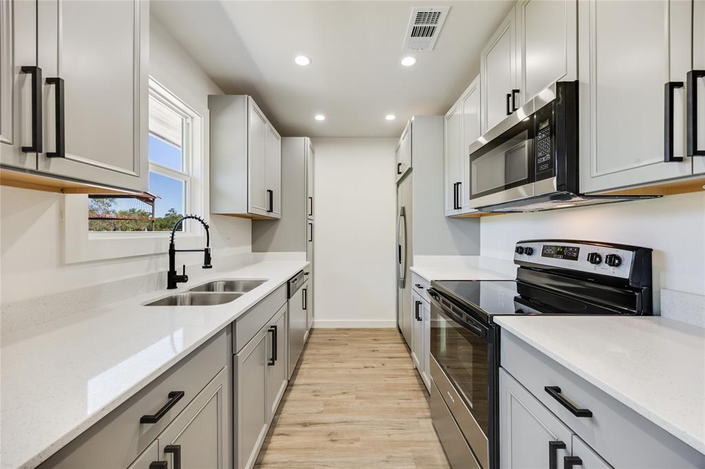 Lawrence - Residential