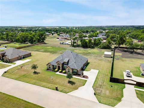 A home in Waxahachie