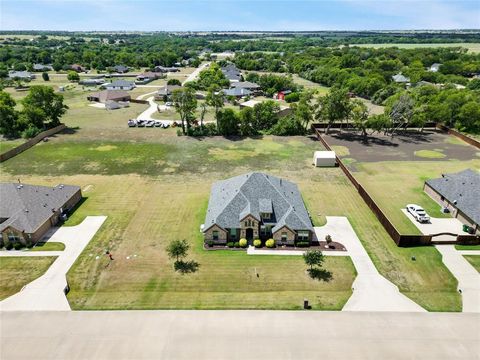 A home in Waxahachie