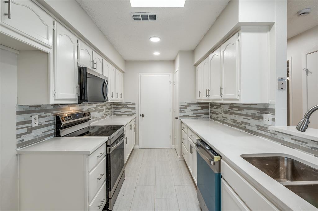 Preston Manor - Residential Lease