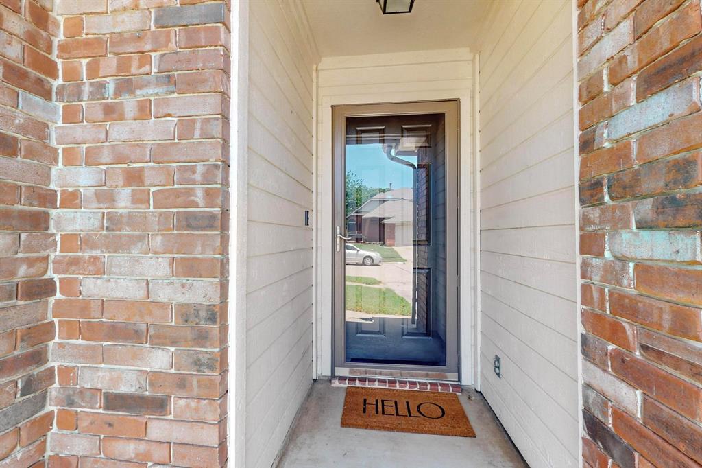 9016 Brushy Creek Trail
