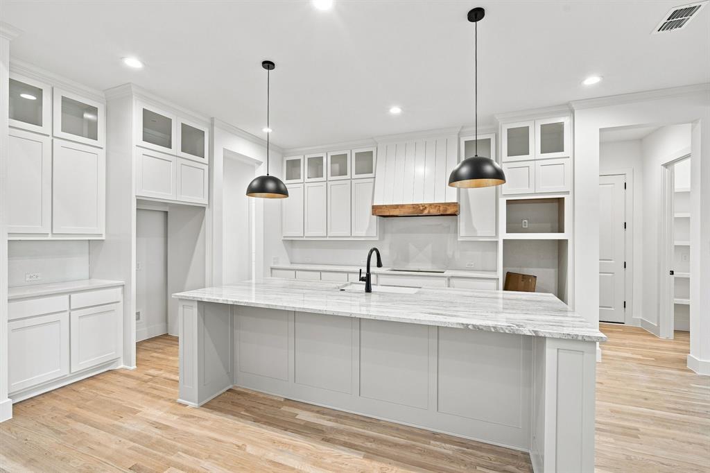 6231 Cedar Elm Road
