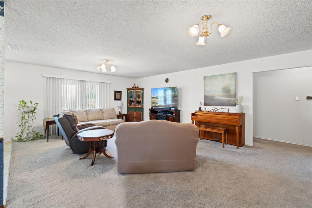 213 County Road 800a