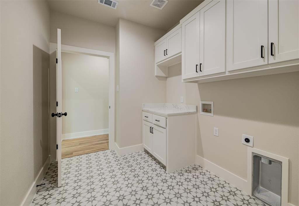 Grassland Equestrain Living Add - Residential