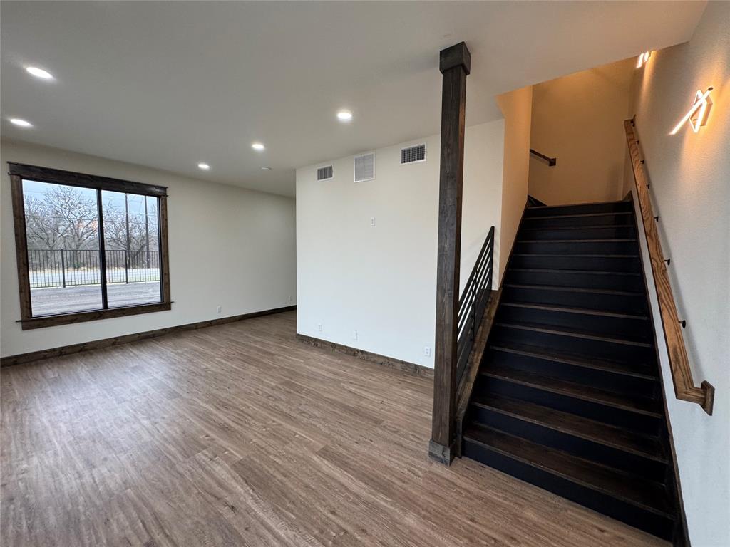 THE CHARLES AND PEG PEARCY ADDITION - Commercial Lease