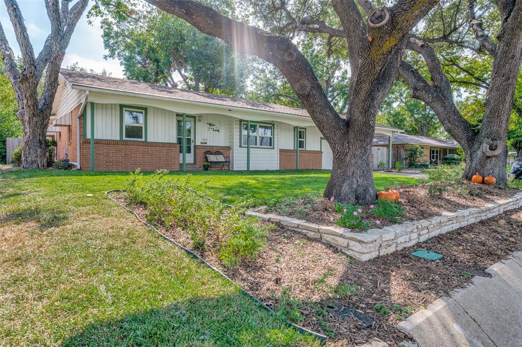 Mc Knight Manor Add - Residential