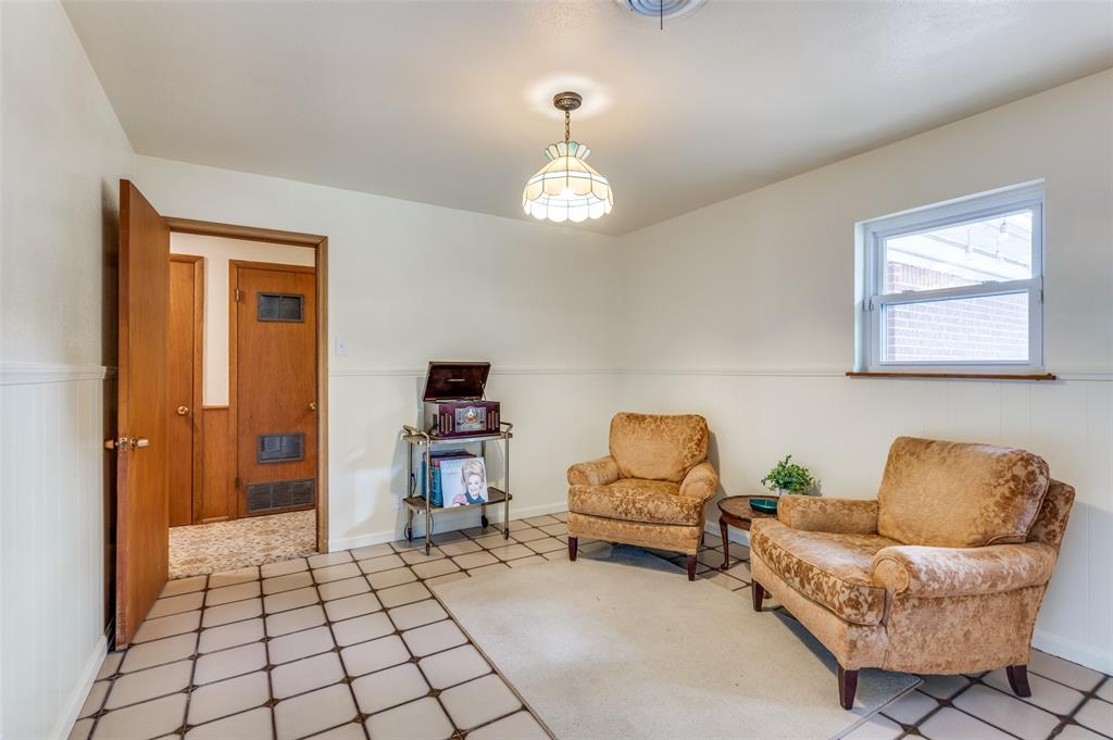 Mc Knight Manor Add - Residential