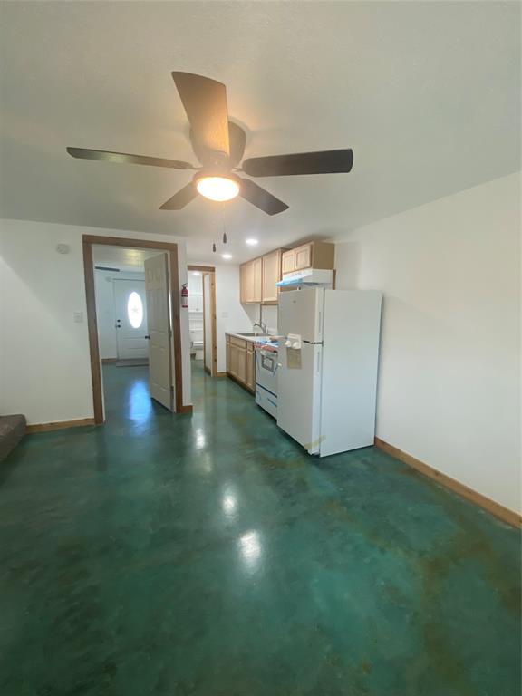 17.281 AB 1217 TR 14 A Butler - Commercial Sale