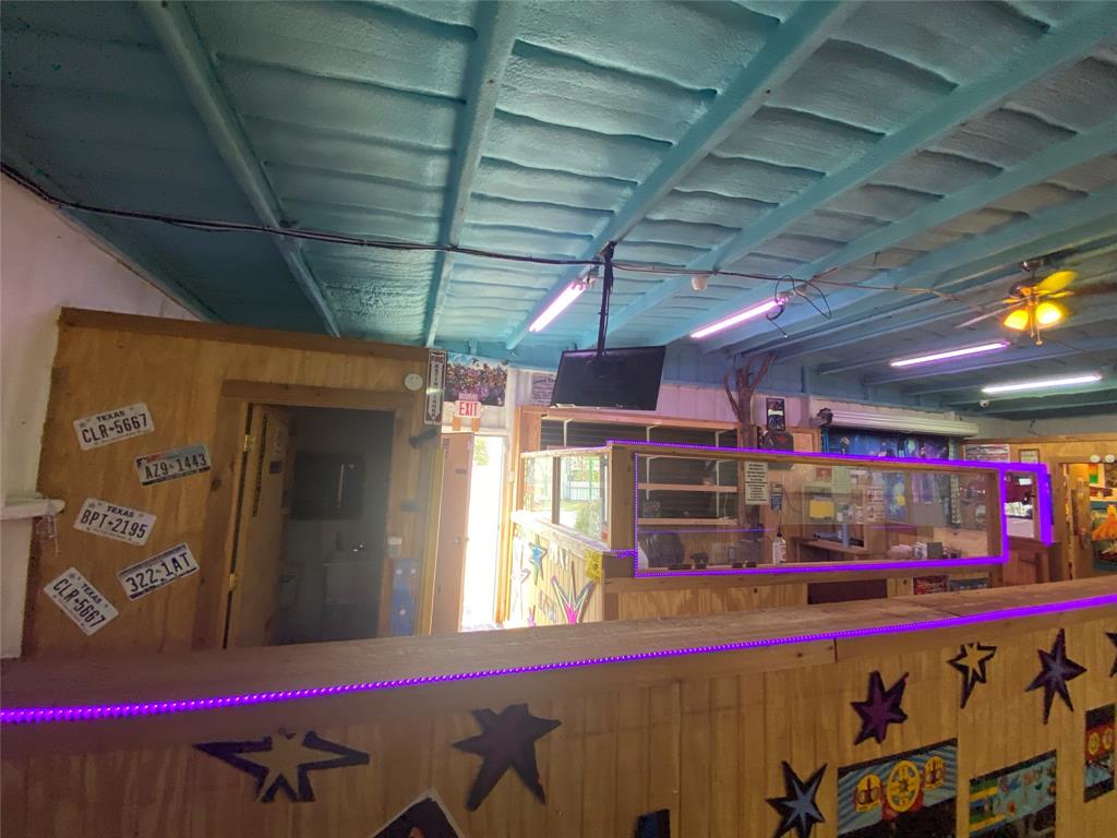 17.281 AB 1217 TR 14 A Butler - Commercial Sale