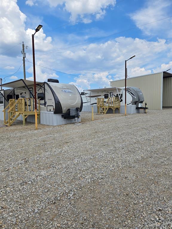 17.281 AB 1217 TR 14 A Butler - Commercial Sale