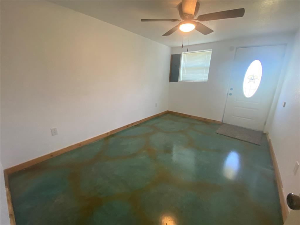 17.281 AB 1217 TR 14 A Butler - Commercial Sale