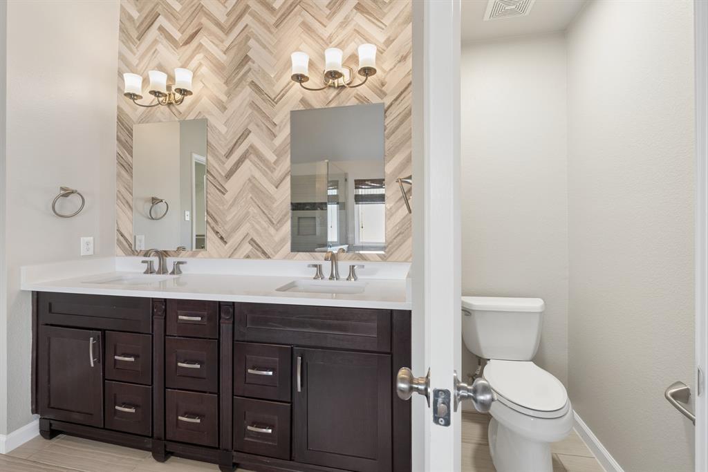 PINE RIDGE ESTATES PHASE ONE (CMC), BLK D, LOT 8 - Residential