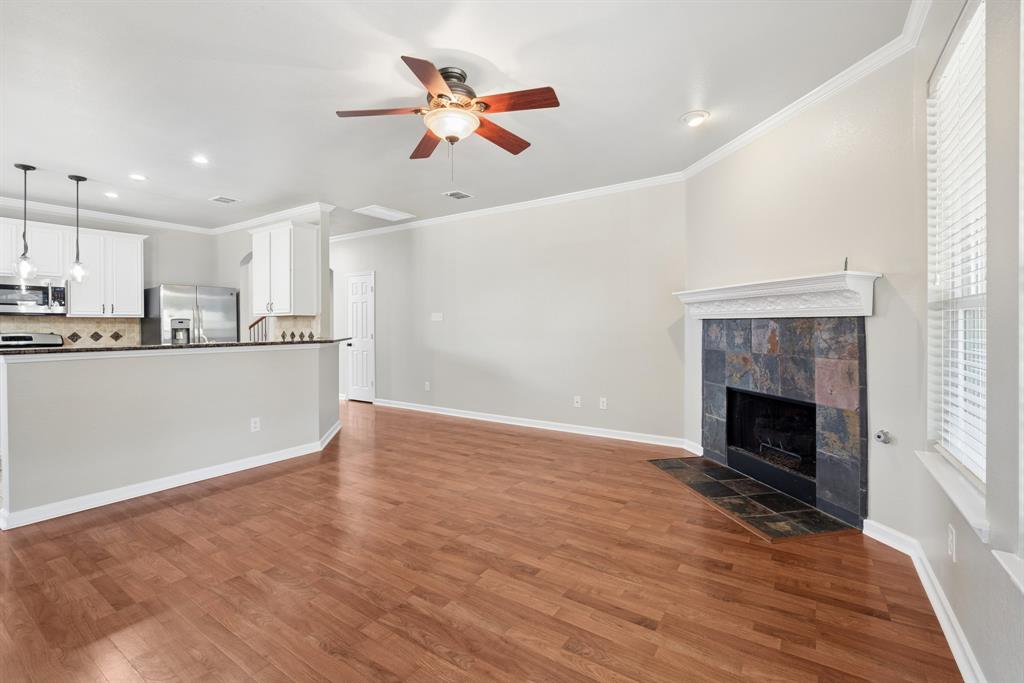 PINE RIDGE ESTATES PHASE ONE (CMC), BLK D, LOT 8 - Residential