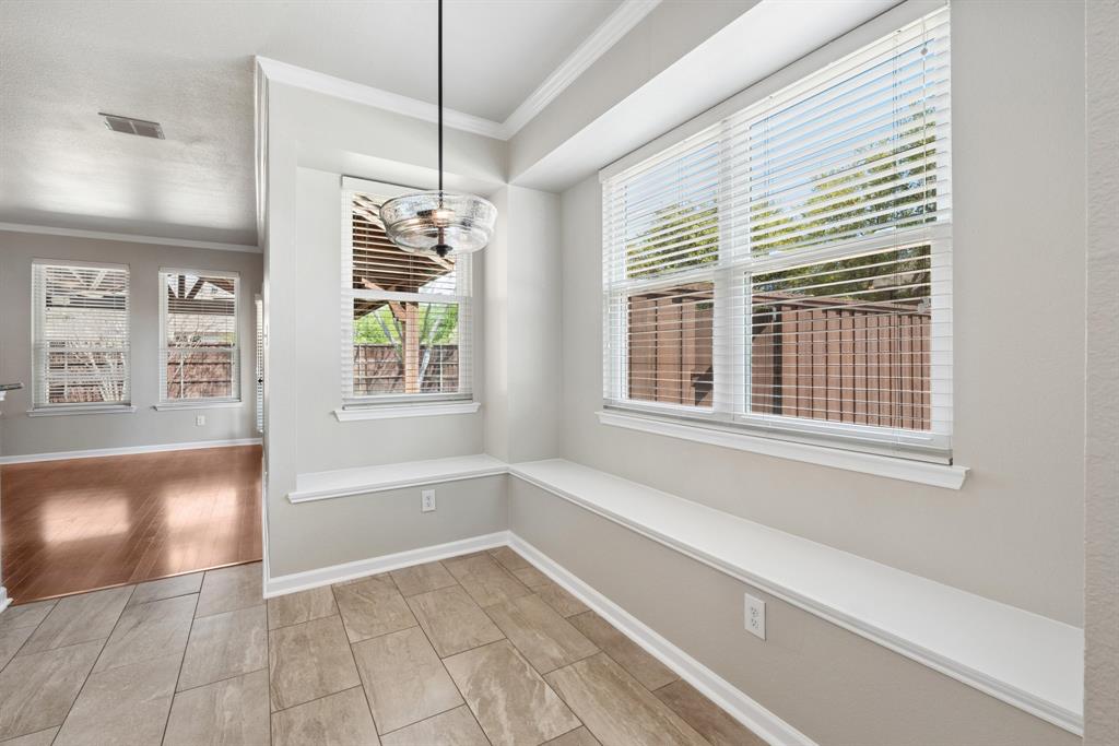 PINE RIDGE ESTATES PHASE ONE (CMC), BLK D, LOT 8 - Residential