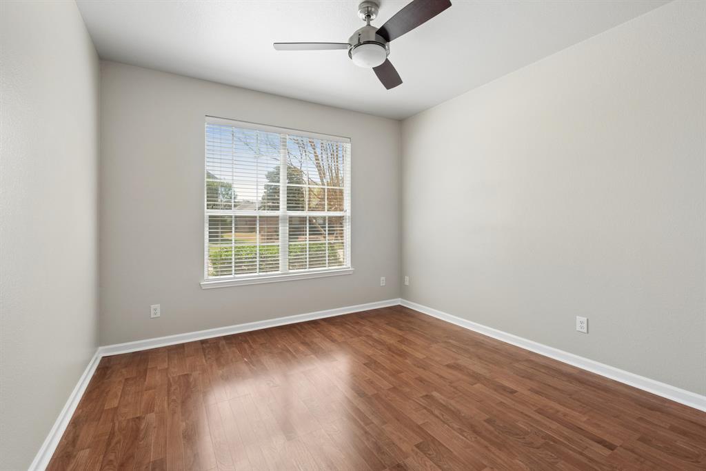 PINE RIDGE ESTATES PHASE ONE (CMC), BLK D, LOT 8 - Residential