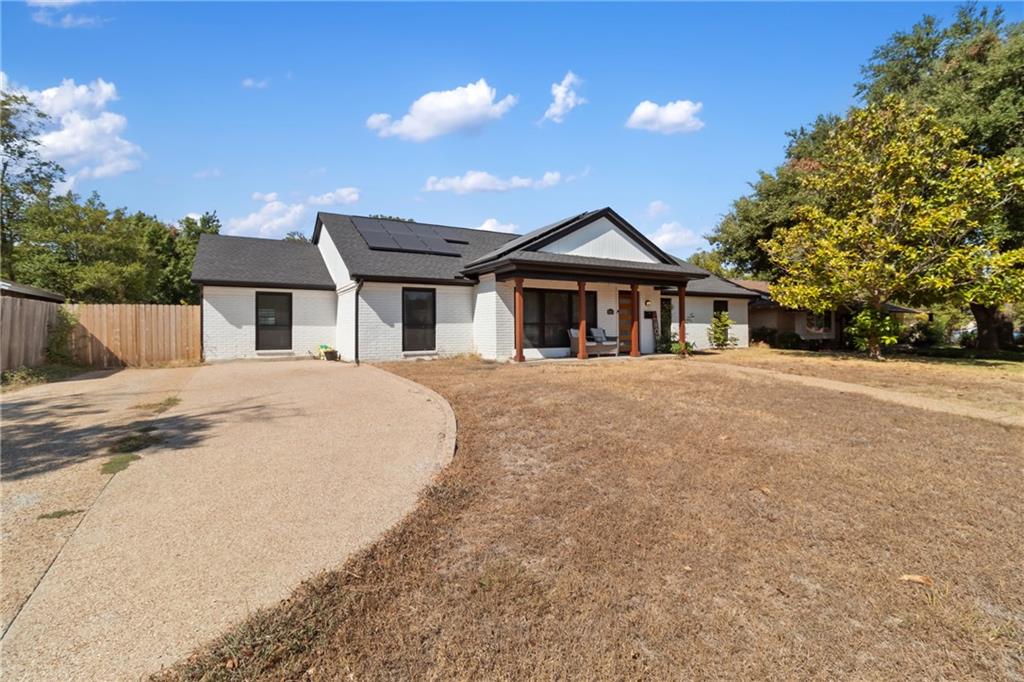 5013 Lake Highlands Drive