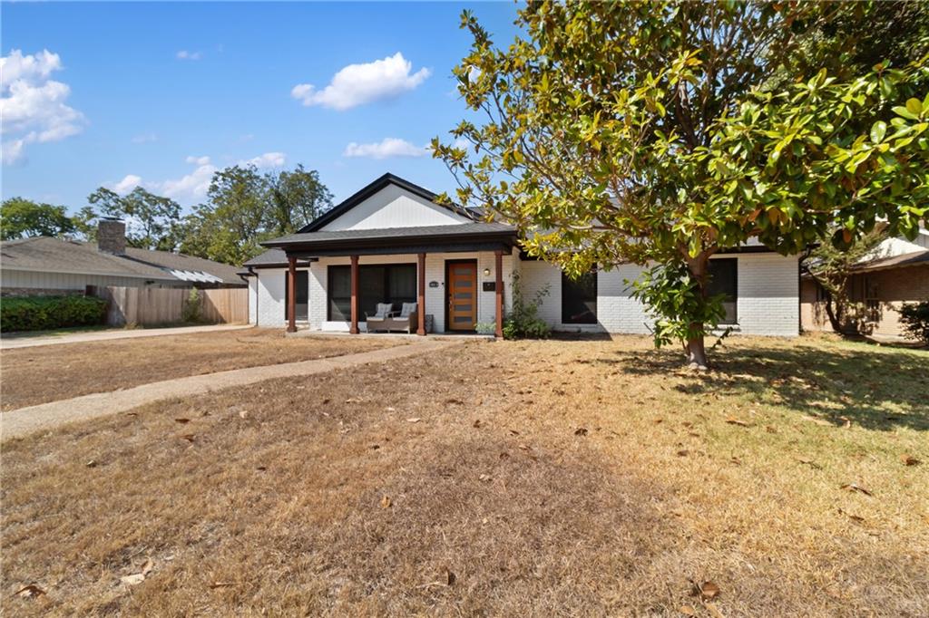 5013 Lake Highlands Drive