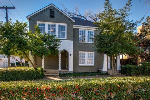 Photo of 4301 Emerson Avenue, University Park, TX 75205 (MLS # 21325527)