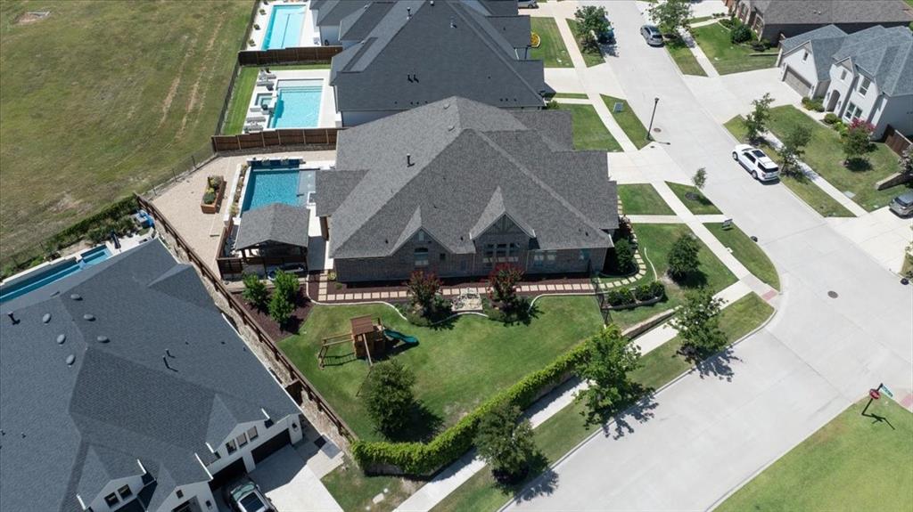 1801 Shade Tree Street