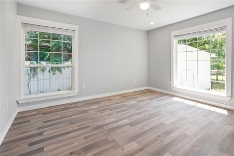 Tiny photo for 703 N Jester Avenue, Dallas, TX 75211 (MLS # 21101704)