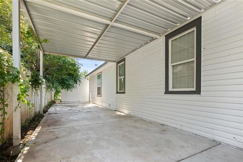 Tiny photo for 703 N Jester Avenue, Dallas, TX 75211 (MLS # 21101704)