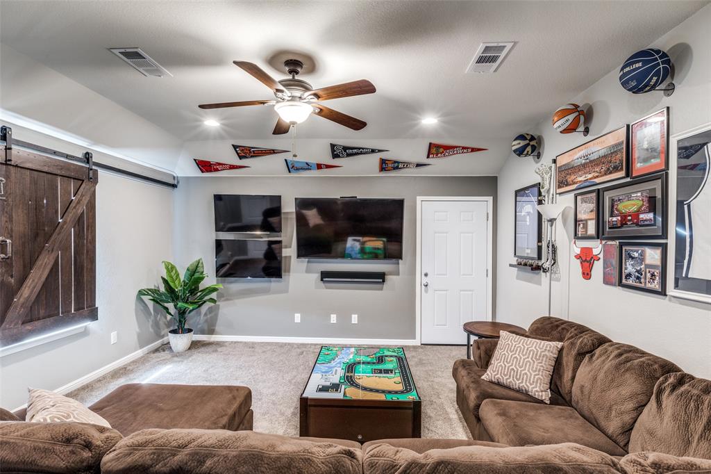 Fossil Park Estates - Residential