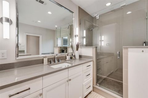 Tiny photo for 5608 Longview Street, Dallas, TX 75206 (MLS # 21089601)