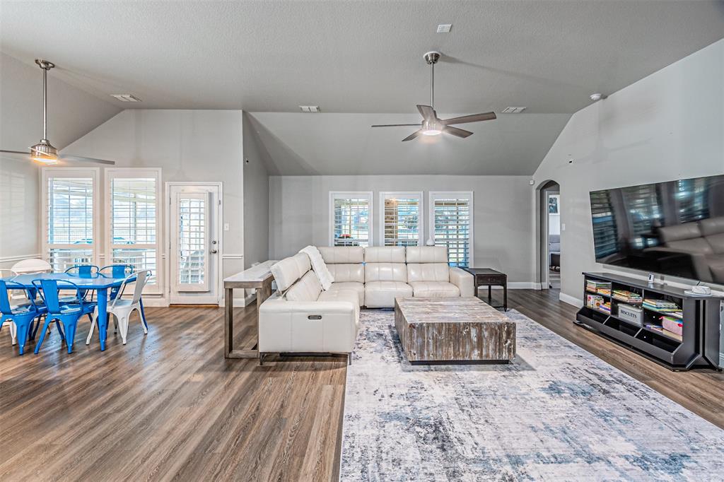 Sendera Ranch - Residential