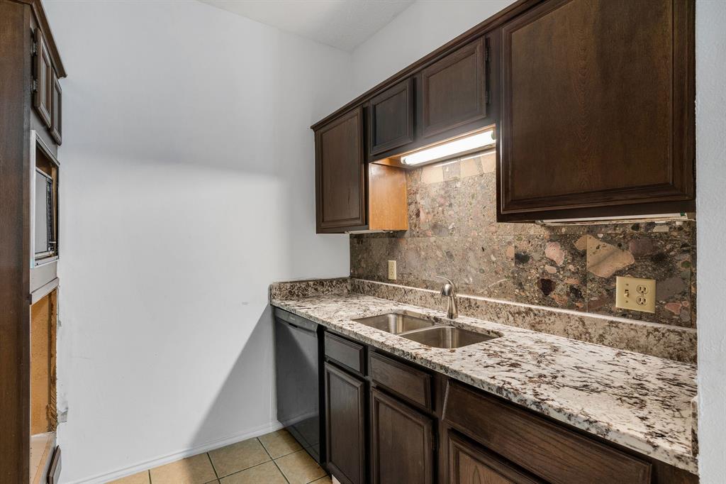 Trinity Royal Condos - Residential