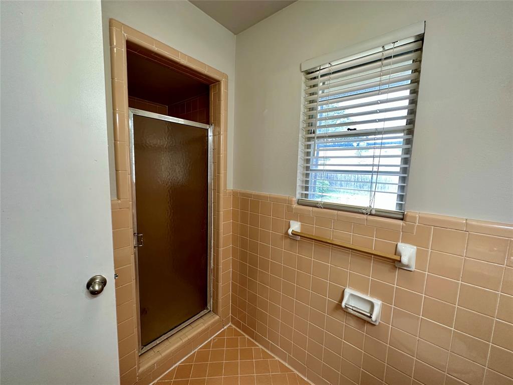 University Terrace Rev - Residential Lease