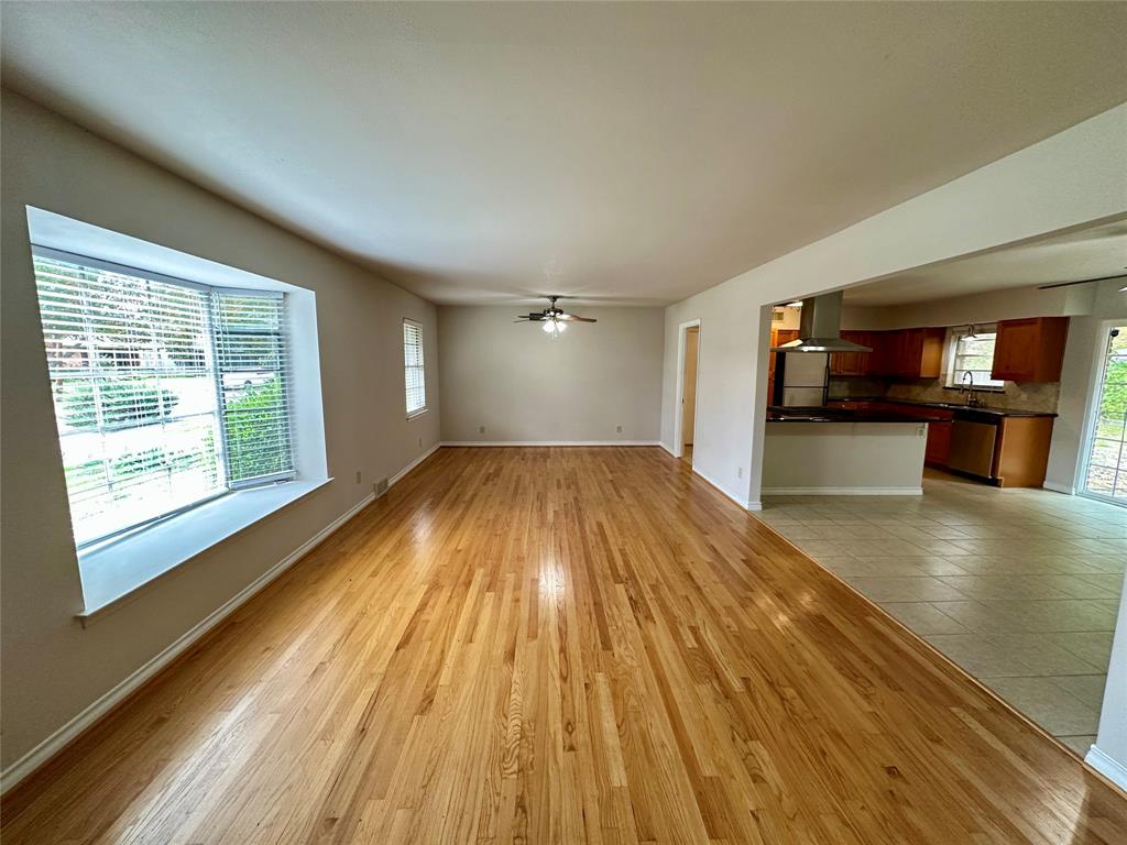 University Terrace Rev - Residential Lease