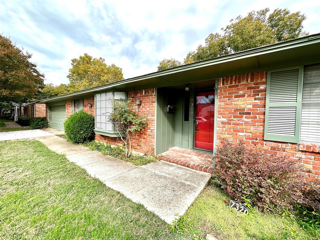 University Terrace Rev - Residential Lease