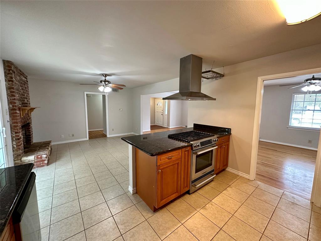 University Terrace Rev - Residential Lease