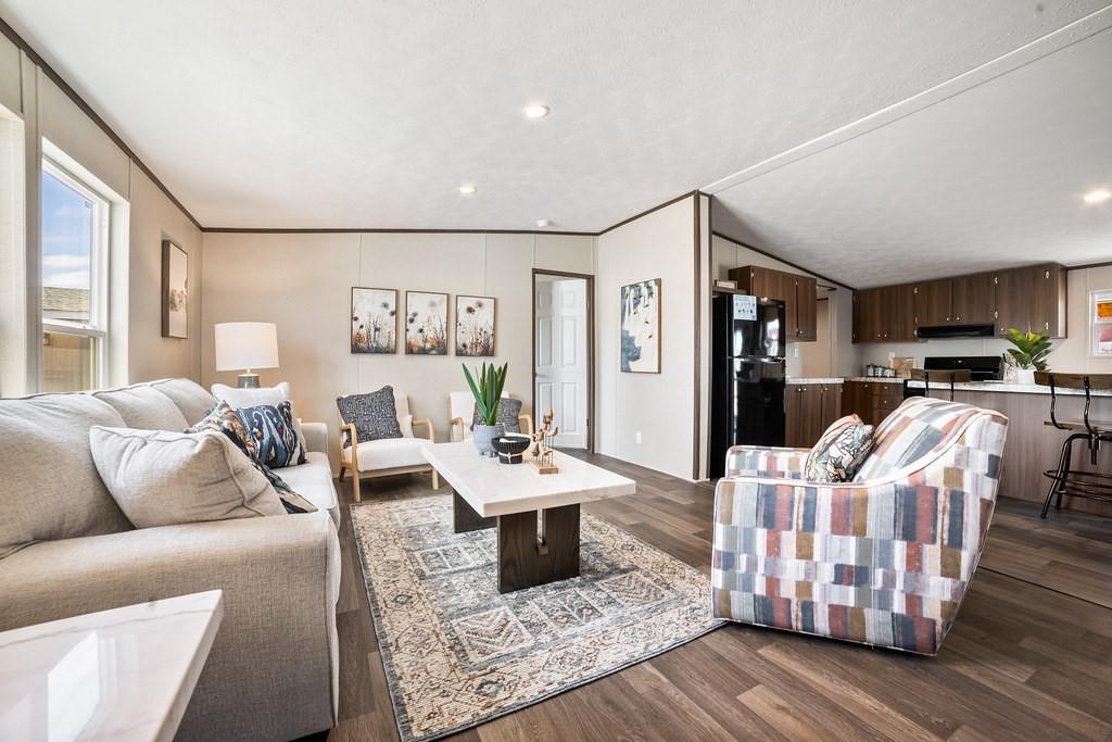Silver Spurs Ranch - Residential