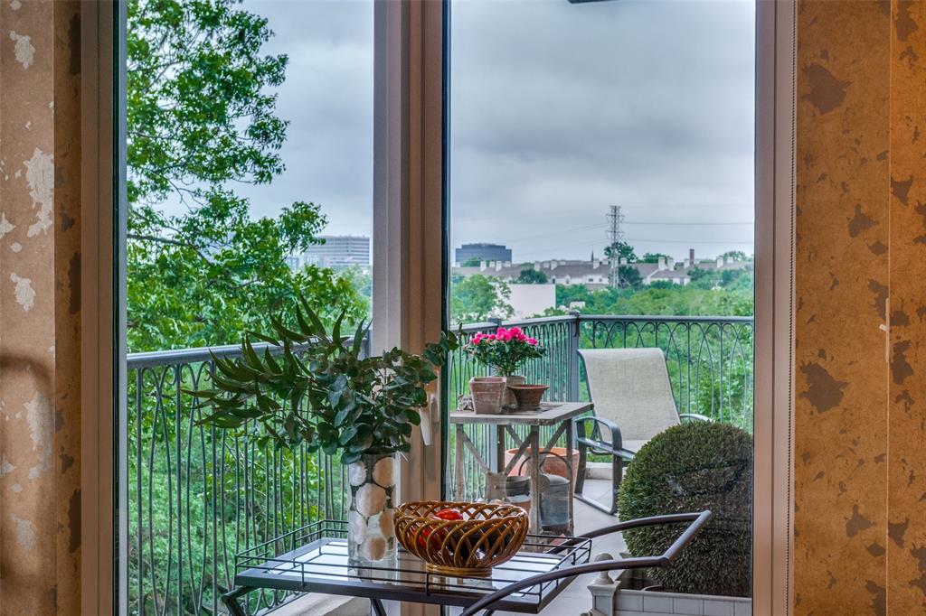 Vendome On Turtle Creek Condo - Residential