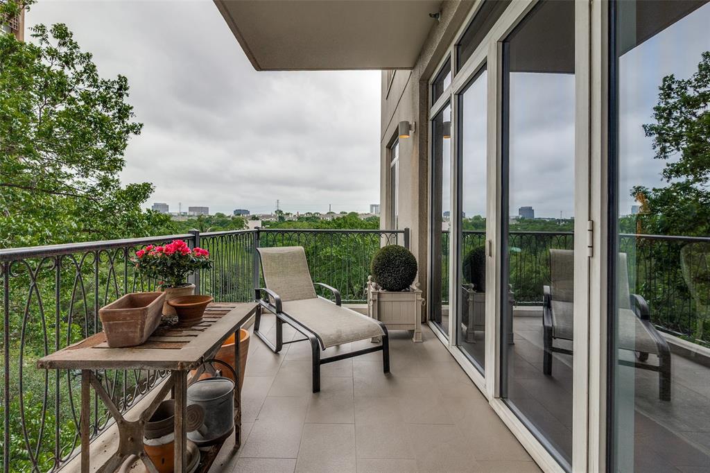 Vendome On Turtle Creek Condo - Residential