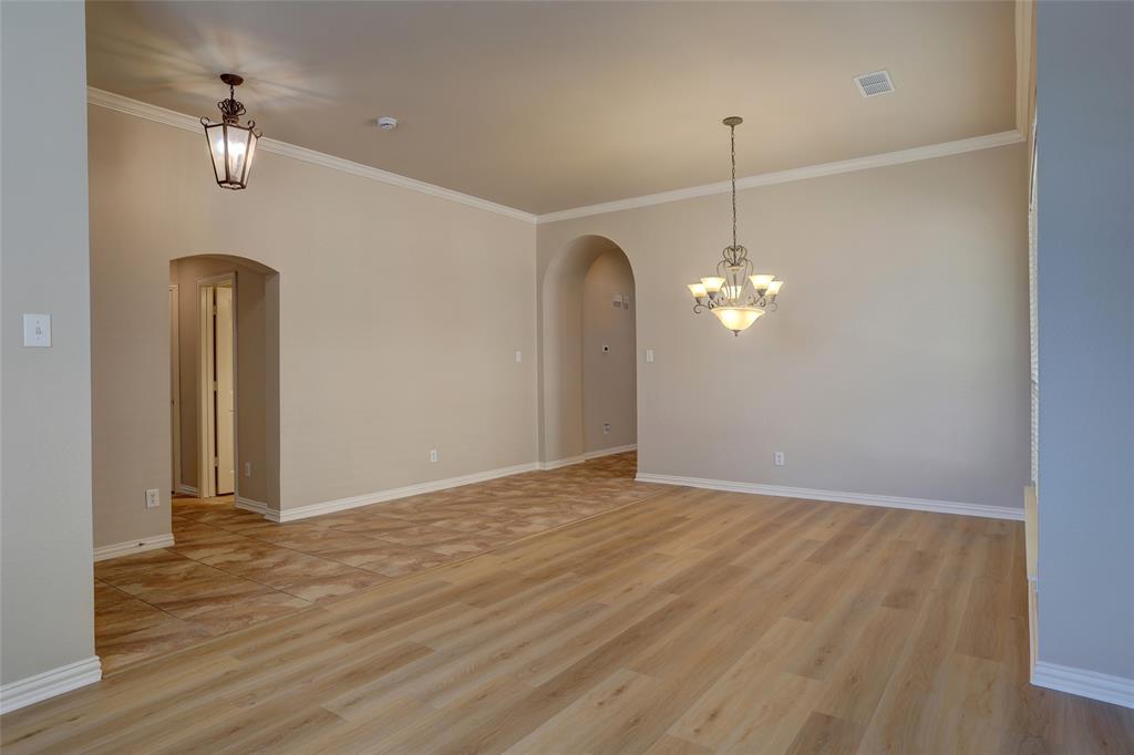 6723 Lee Meadow Drive