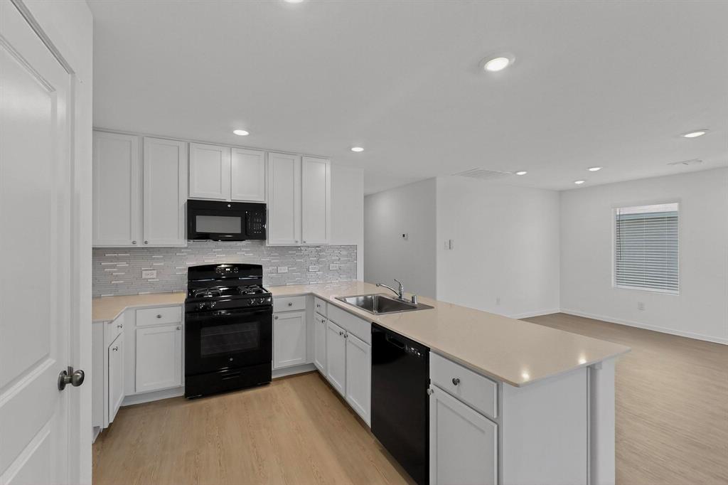 HONEY CREEK ADDITION, PHASE 2 (CMC) - Residential Lease